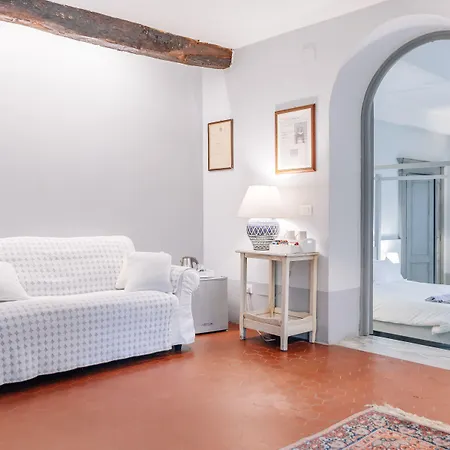 La Bianca 4*
