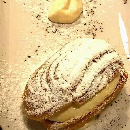La Bianca 4* カマイオーレ