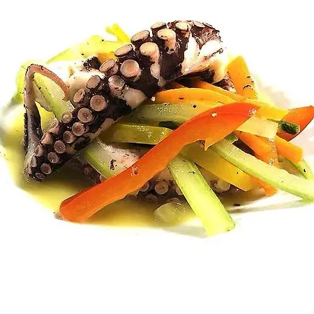 Alojamento de Acomodação e Pequeno-almoço La Bianca 4*